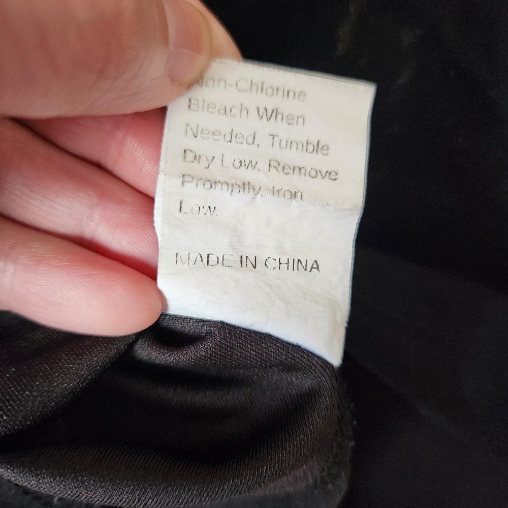 🏖Hot Topic blouse - Picture 5 of 5